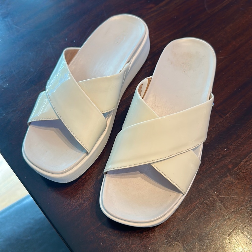 Summer sandals